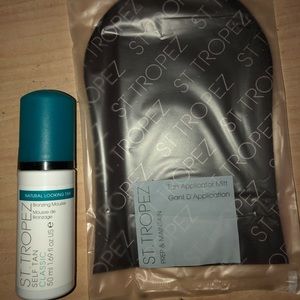 St. Tropaz Bronzing Mousse & Mitt applicator